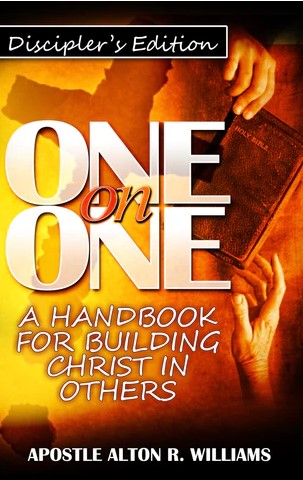 One-on-One: A Handbook for Building Christ in Others (Discipler's Edition) PDF